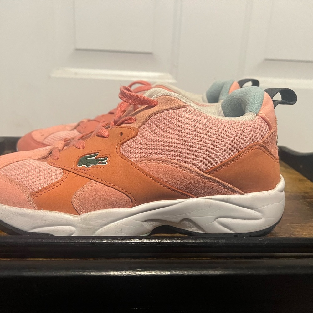 Lacoste Storm sneaker only worn once